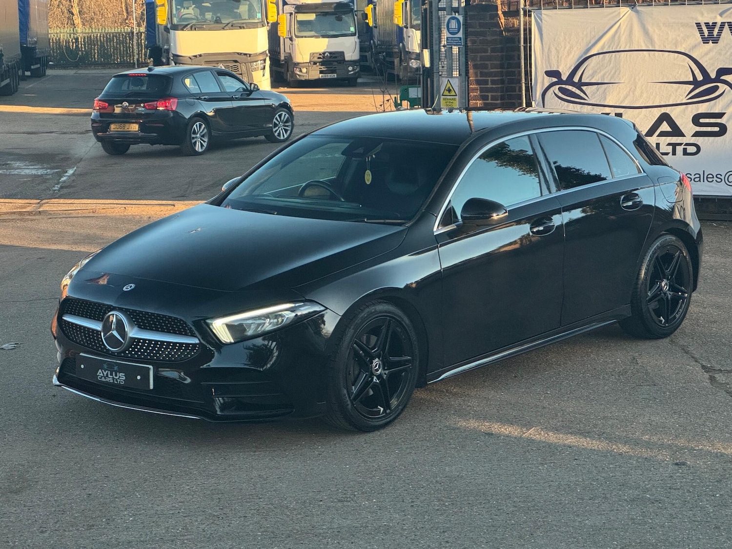 Used Mercedes-Benz A-Class 2018 for sale - 77098025: Photo 3