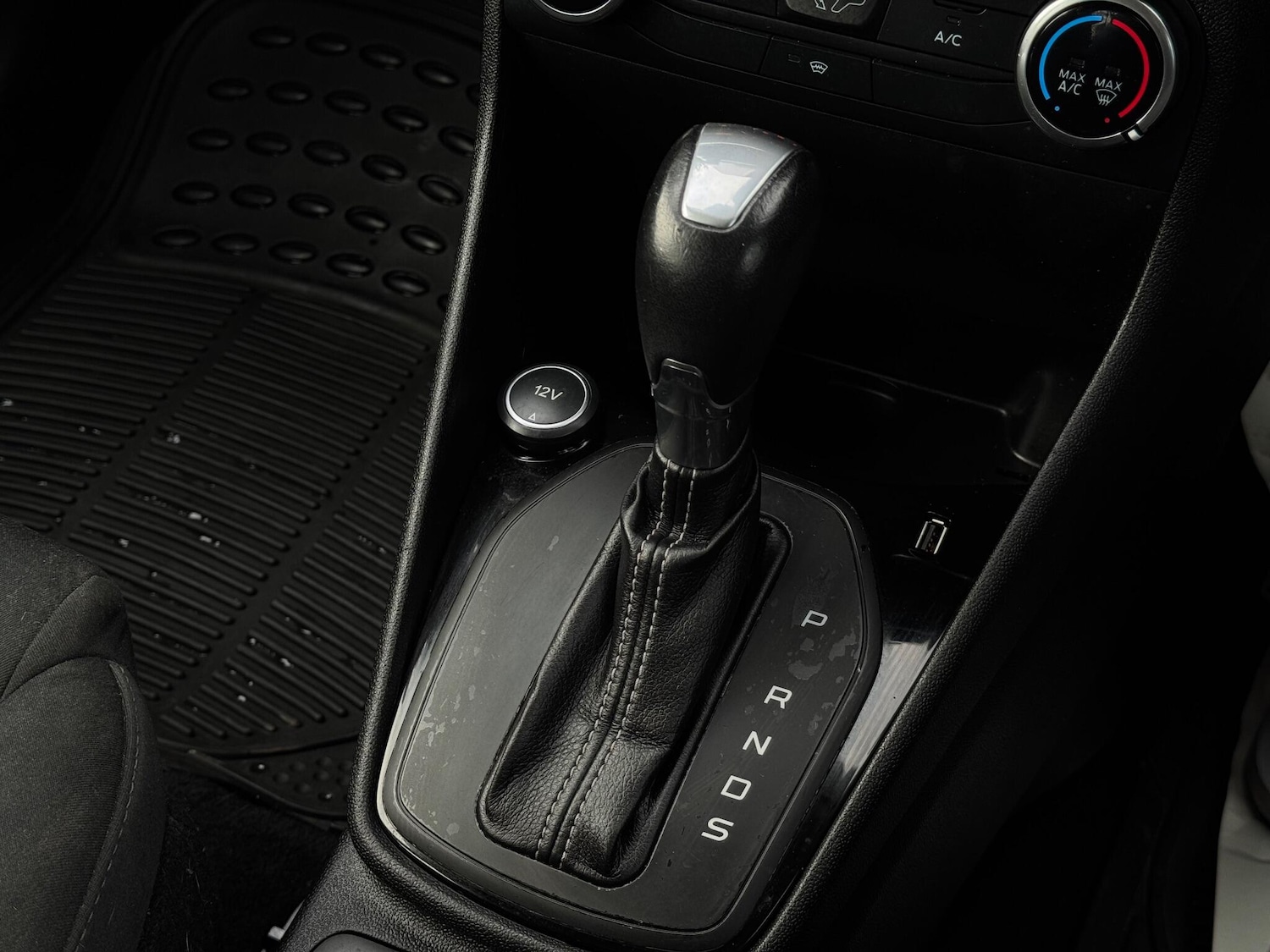 Used Ford Fiesta 2018 for sale - 76926681: Photo 16