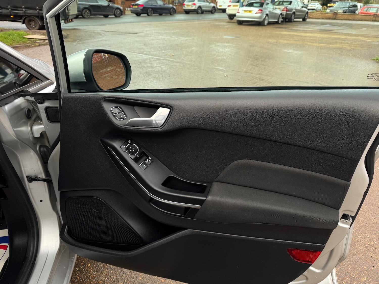 Used Ford Fiesta 2018 for sale - 76926681: Photo 23