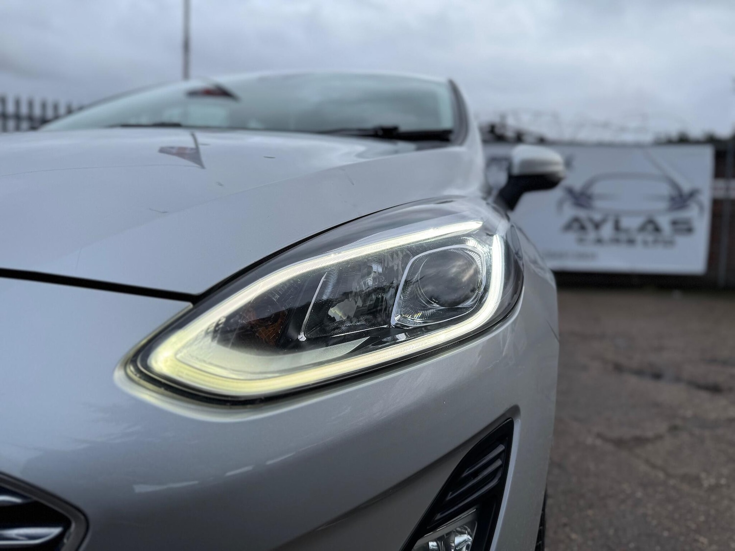 Used Ford Fiesta 2018 for sale - 76926681: Photo 32