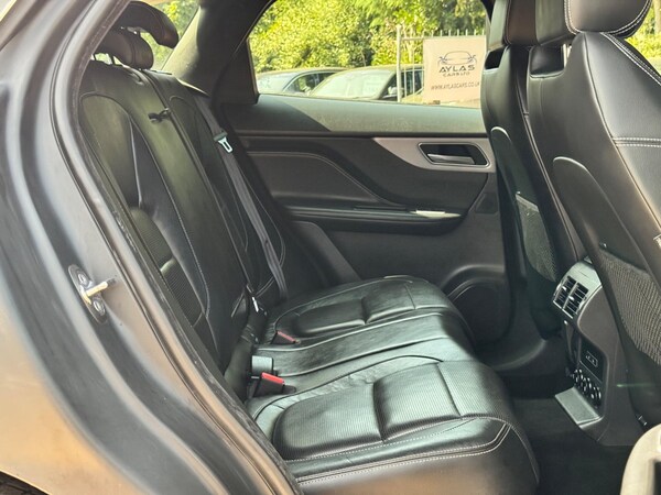 Used Jaguar F-Pace 2017 for sale - 75601357: Photo 14