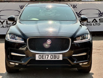 Used Jaguar F-Pace 2017 for sale - 75601357: Photo
