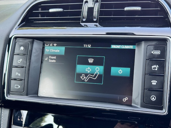 Used Jaguar F-Pace 2017 for sale - 75601357: Photo 35