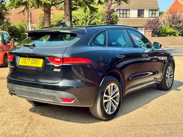 Used Jaguar F-Pace 2017 for sale - 75601357: Photo 8