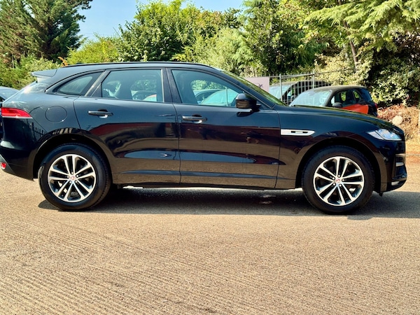 Used Jaguar F-Pace 2017 for sale - 75601357: Photo 9