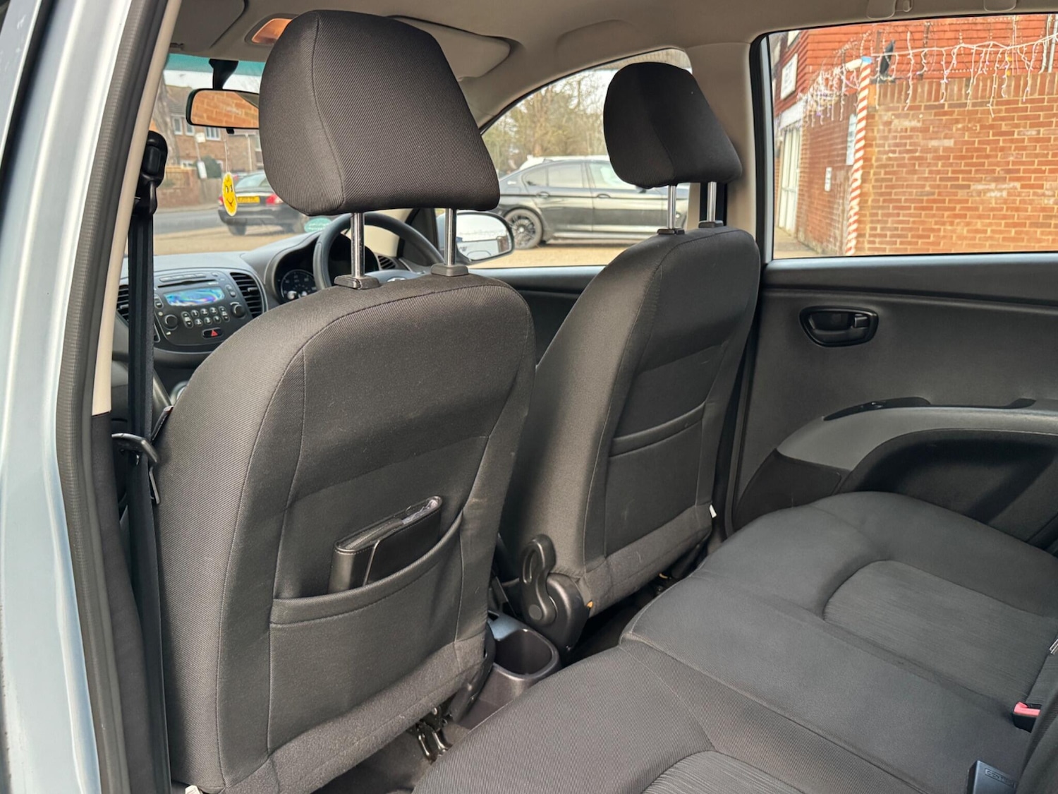 Used Hyundai i10 2011 for sale - 77081954: Photo 11