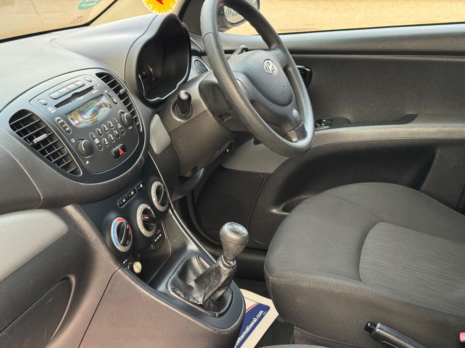 Used Hyundai i10 2011 for sale - 77081954: Photo 9