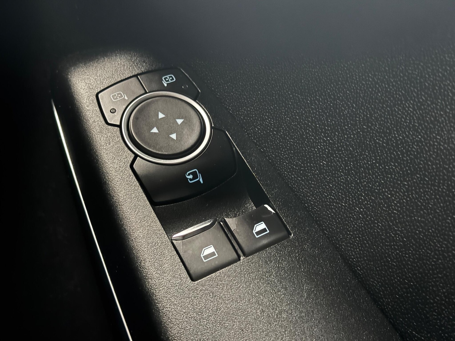 Used Ford Fiesta 2018 for sale - 76644861: Photo 22