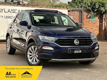 Used Volkswagen T-Roc 2019 for sale - 79303560: Photo