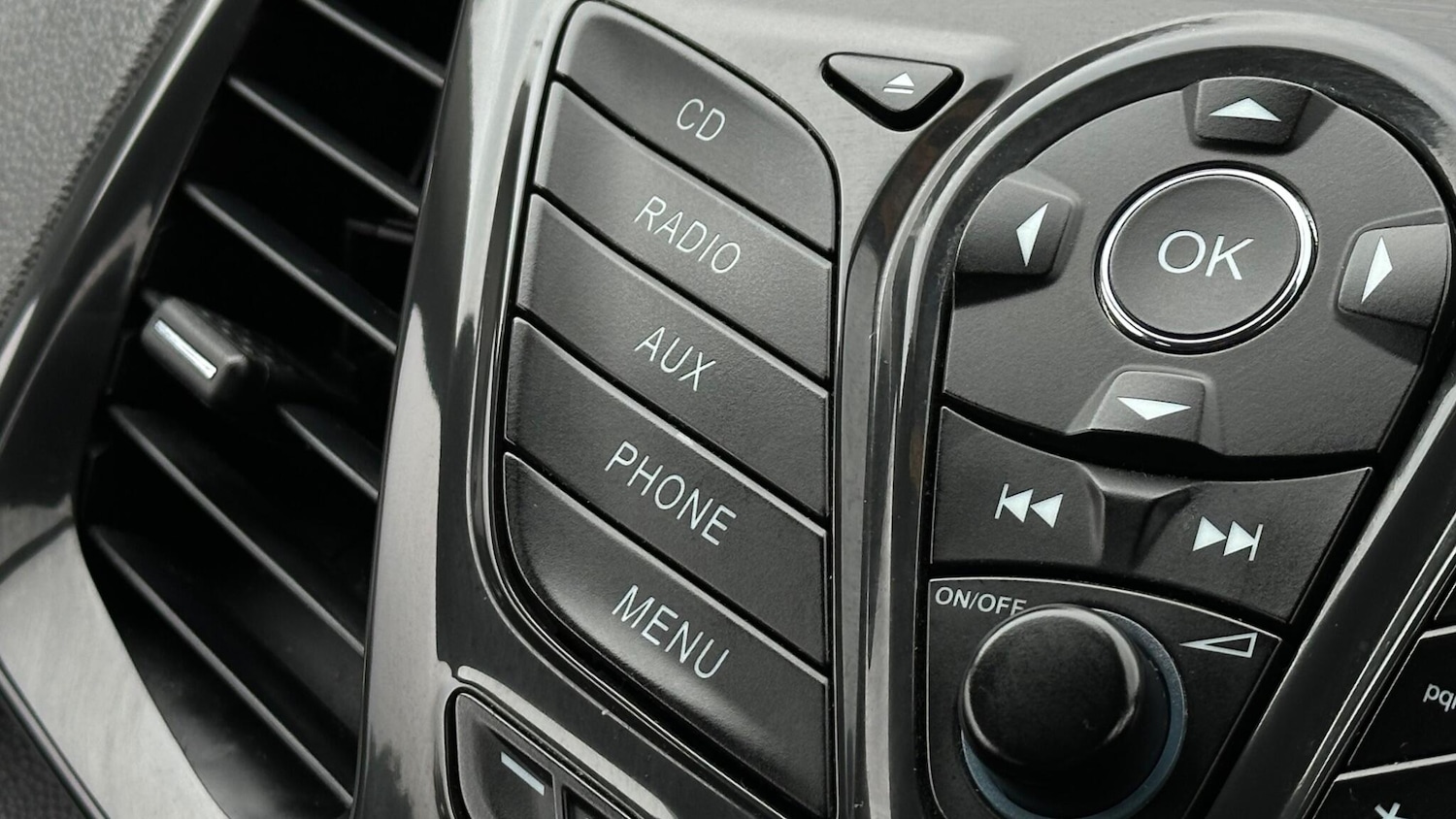 Used Ford Ecosport 2016 for sale - 77612994: Photo 21