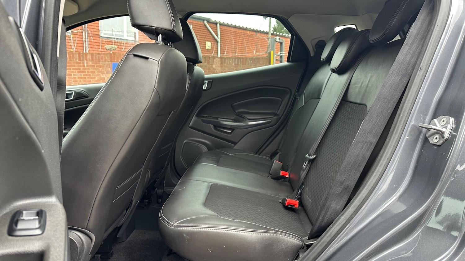 Used Ford Ecosport 2016 for sale - 77612994: Photo 36