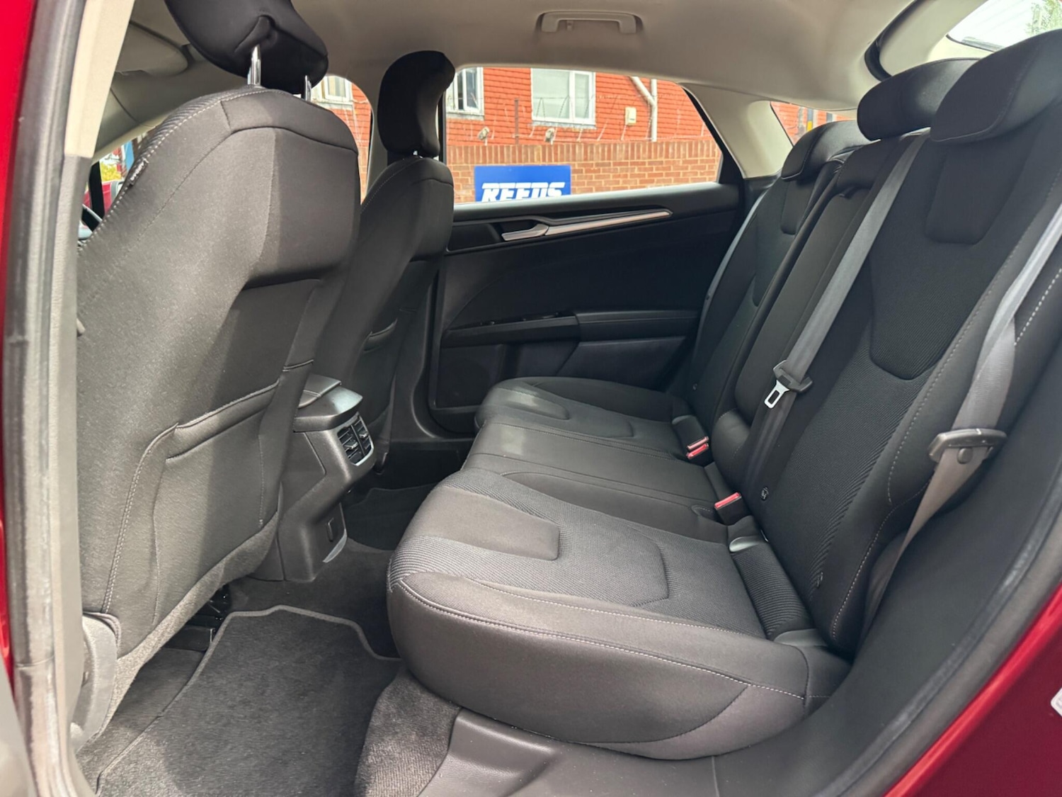 Used Ford Mondeo 2016 for sale - 75741489: Photo 16