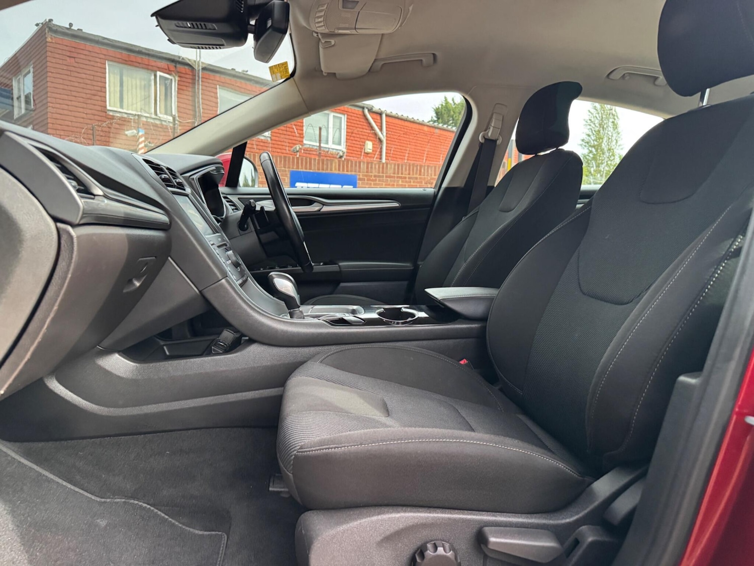 Used Ford Mondeo 2016 for sale - 75741489: Photo 36