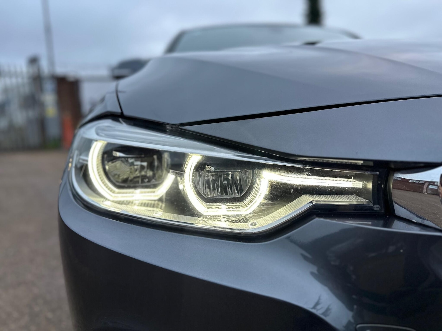 Used BMW 3 Series 2017 for sale - 76592652: Photo 36