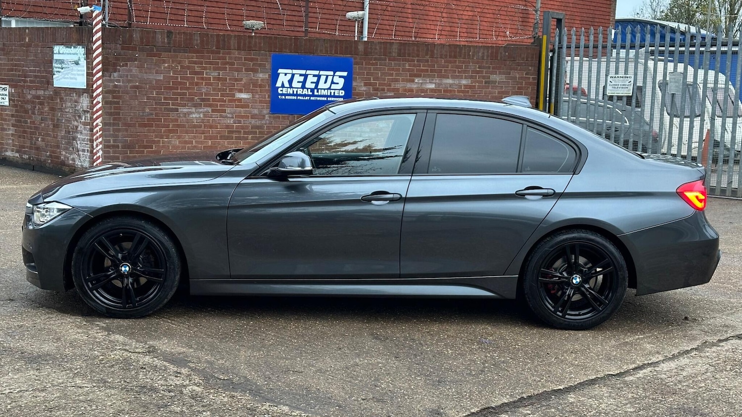 Used BMW 3 Series 2017 for sale - 76592652: Photo 5