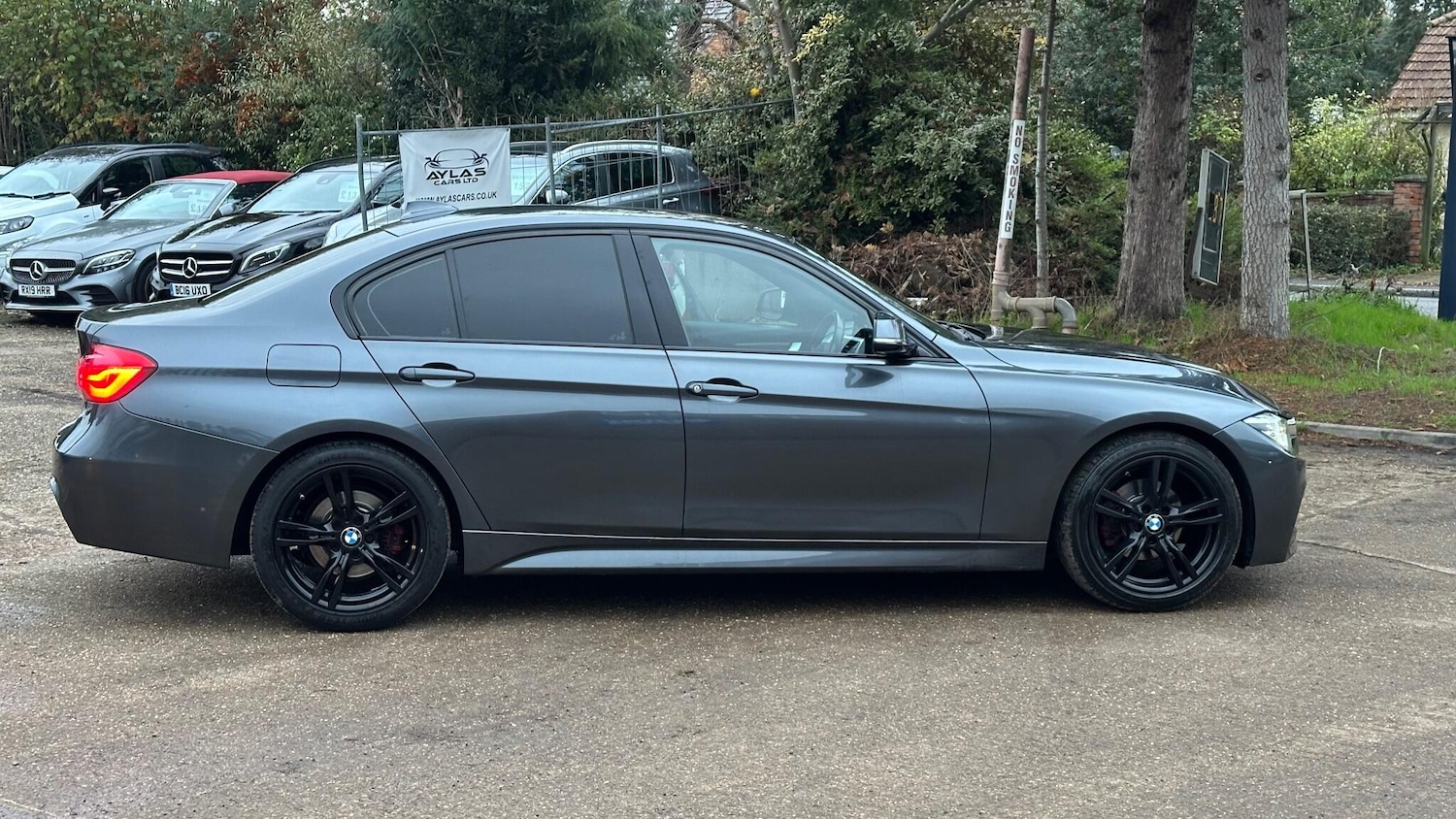 Used BMW 3 Series 2017 for sale - 76592652: Photo 9