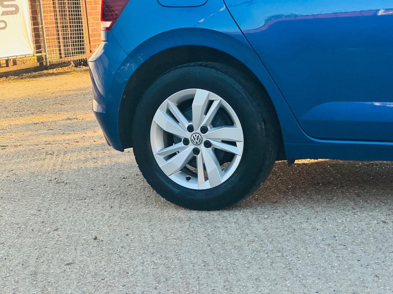 Used Volkswagen Polo 2018 for sale - 76152539: Photo 14