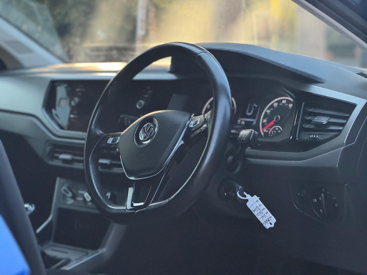 Used Volkswagen Polo 2018 for sale - 76152539: Photo 17