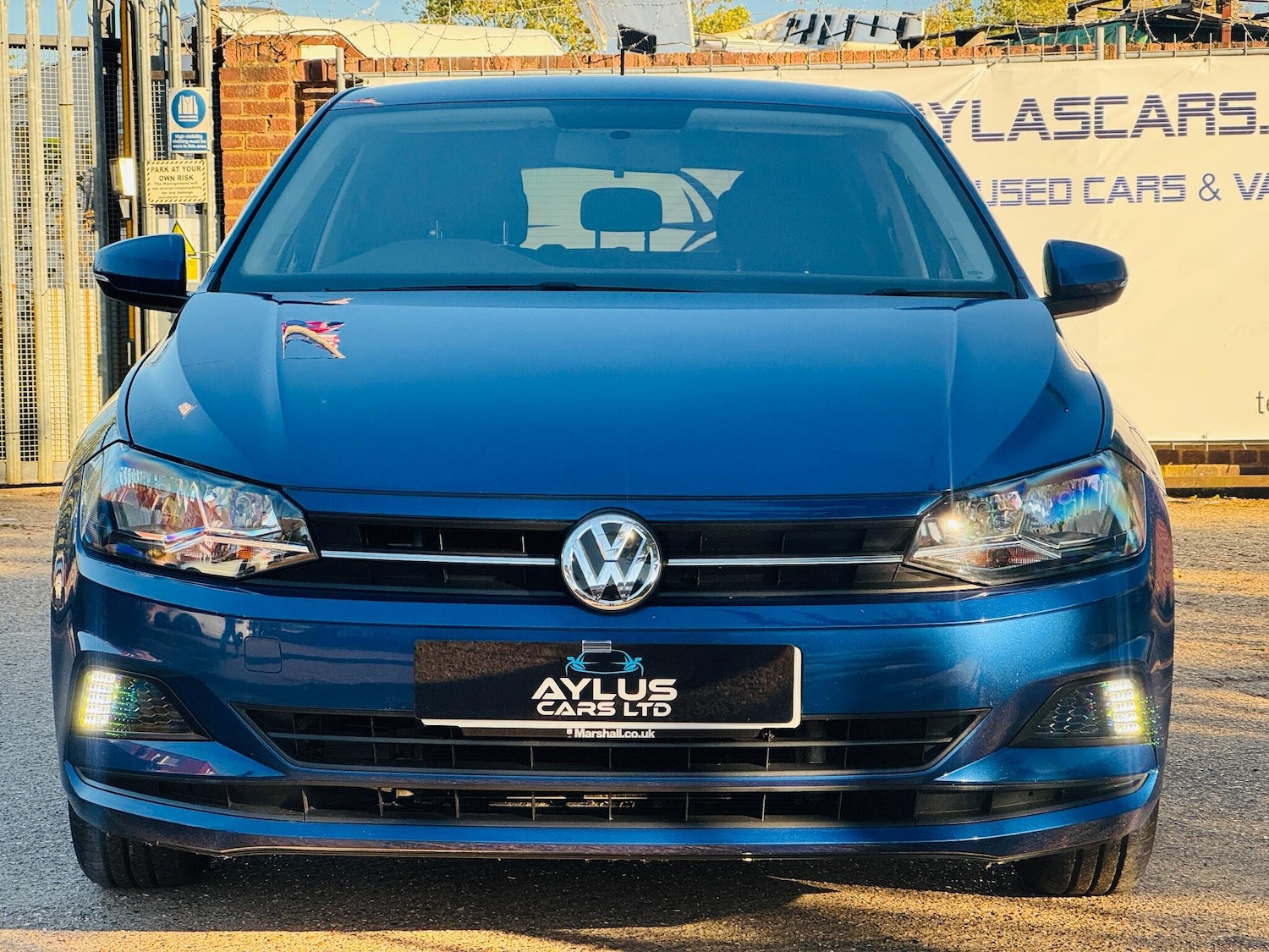 Used Volkswagen Polo 2018 for sale - 76152539: Photo 2