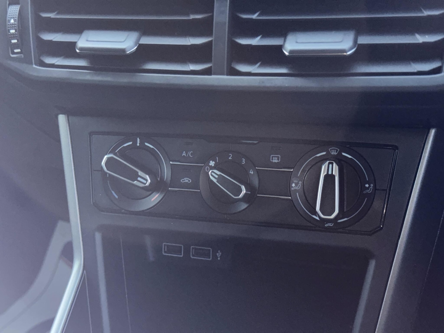 Used Volkswagen Polo 2018 for sale - 76152539: Photo 25