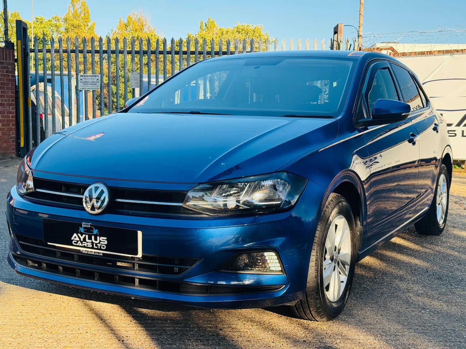 Used Volkswagen Polo 2018 for sale - 76152539: Photo 3