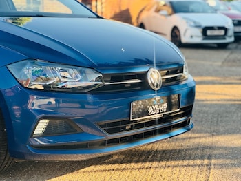 Used Volkswagen Polo 2018 for sale - 76152539: Photo 4