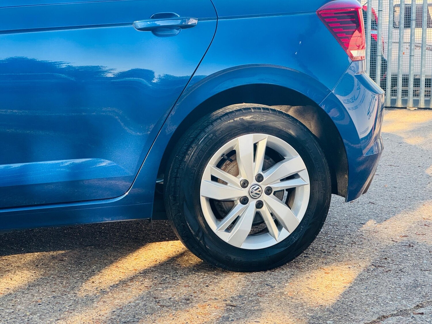 Used Volkswagen Polo 2018 for sale - 76152539: Photo 7