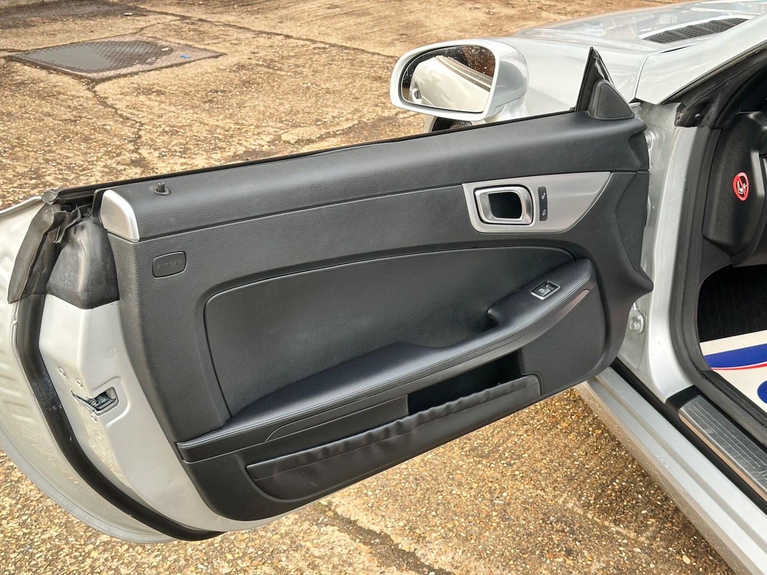 Used Mercedes-Benz SLK 2012 for sale - 77468181: Photo 39