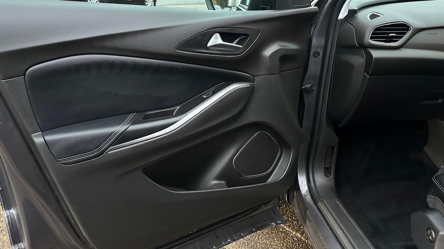 Used Vauxhall Grandland X for sale - 76728382: Photo 32