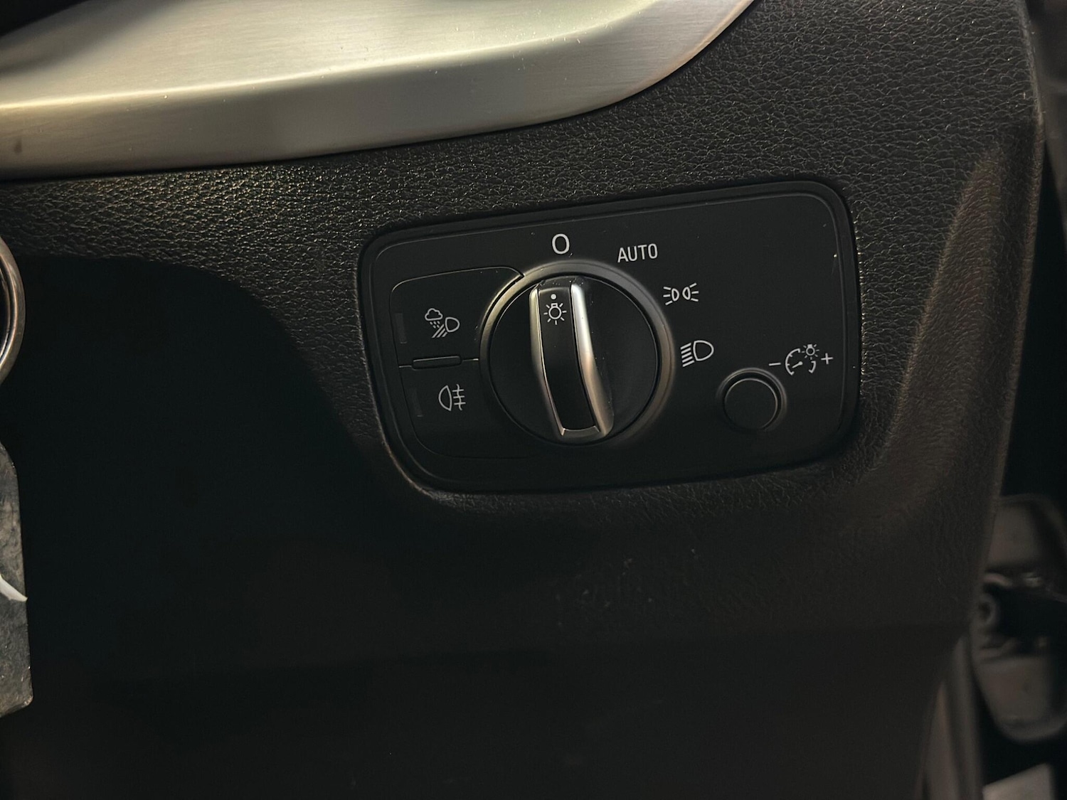 Used Audi Q2 for sale - 77784009: Photo 29