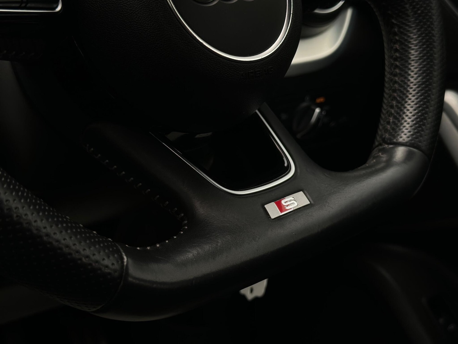 Used Audi Q2 for sale - 77784009: Photo 49