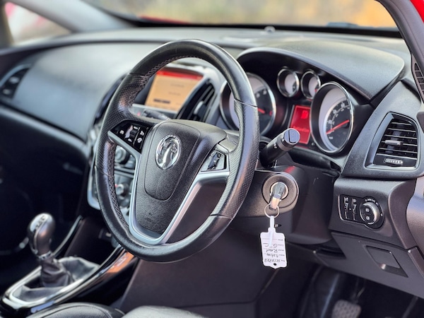 Used Vauxhall Astra GTC 2017 for sale - 75539923: Photo 14