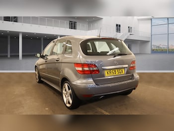 Used Mercedes-Benz B-Class 2010 for sale - 76179004: Photo 3