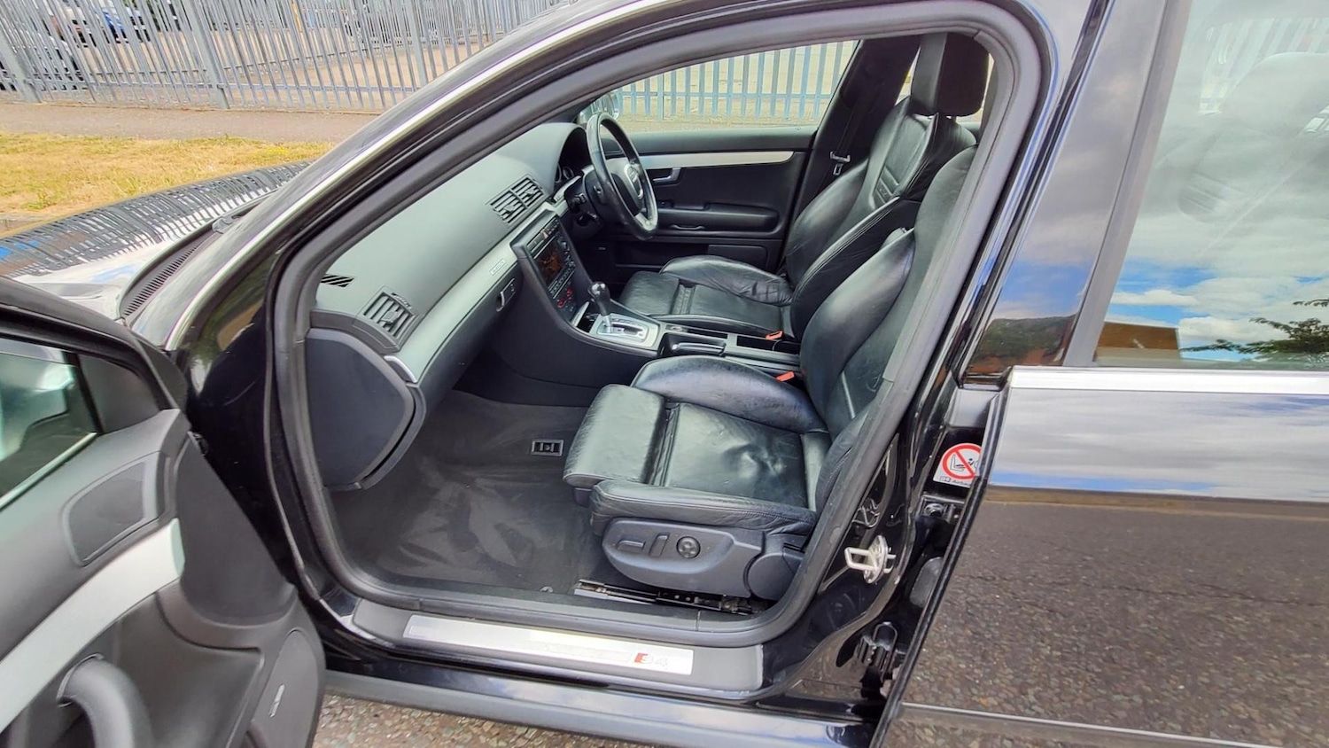 Used Audi A4 2006 for sale - 76431106: Photo 13