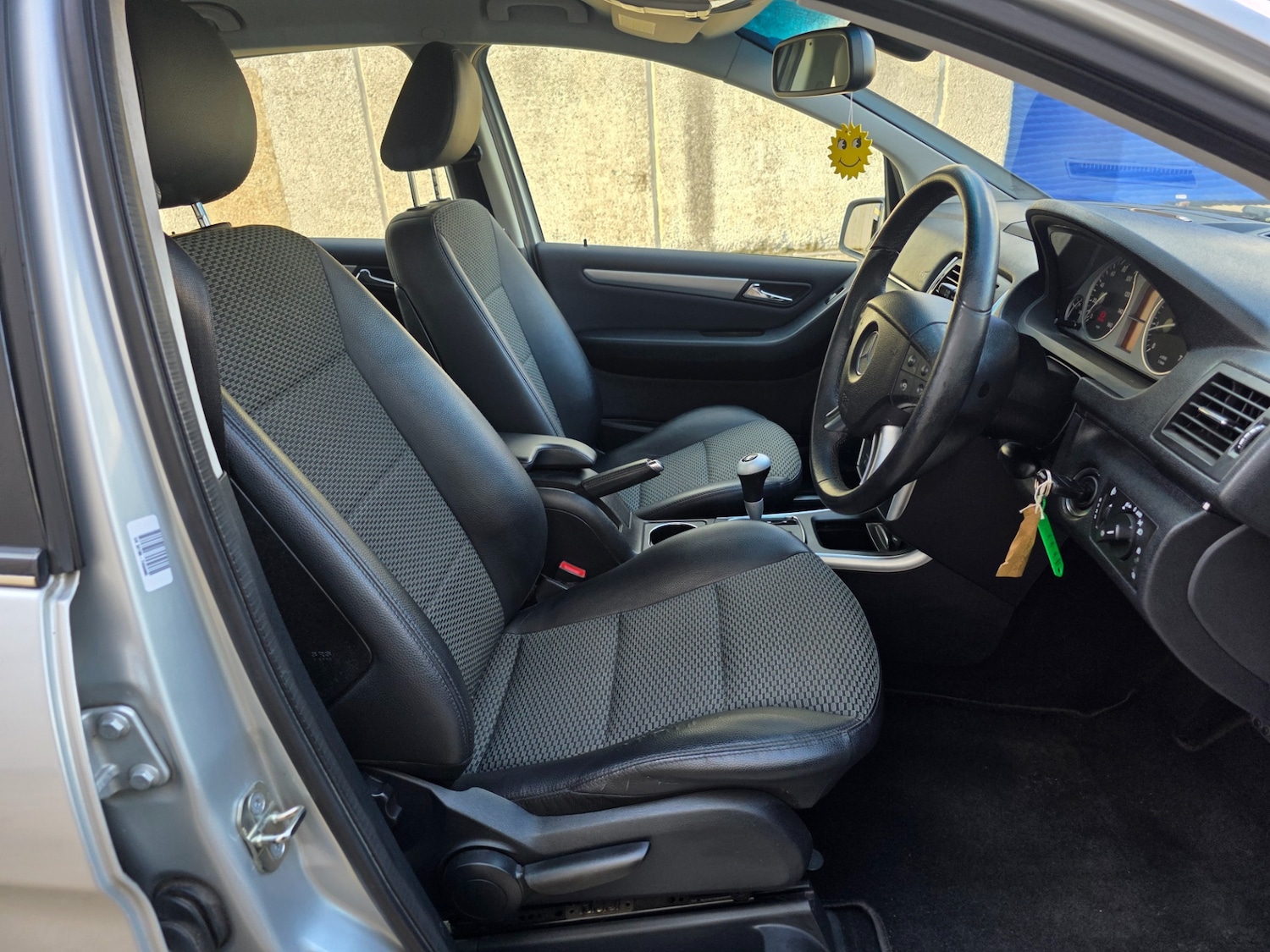 Used Mercedes-Benz B-Class 2009 for sale - 76119334: Photo 25