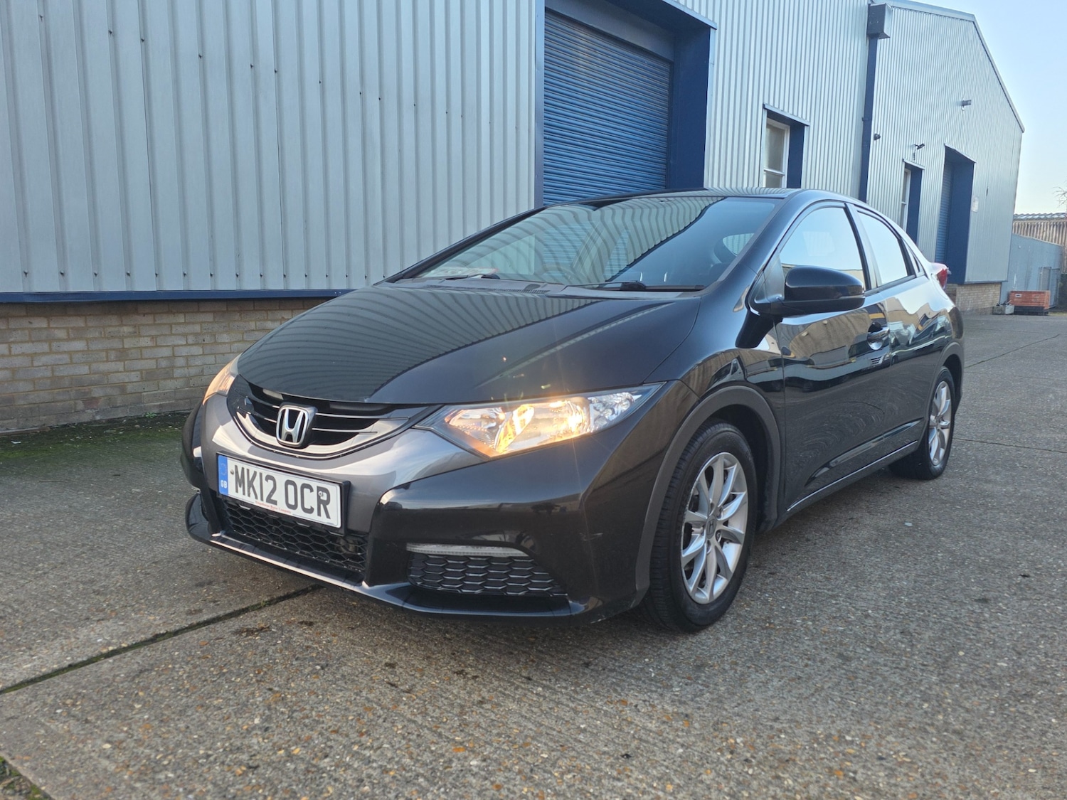 Used Honda Civic 2012 for sale - 77049381: Photo 2