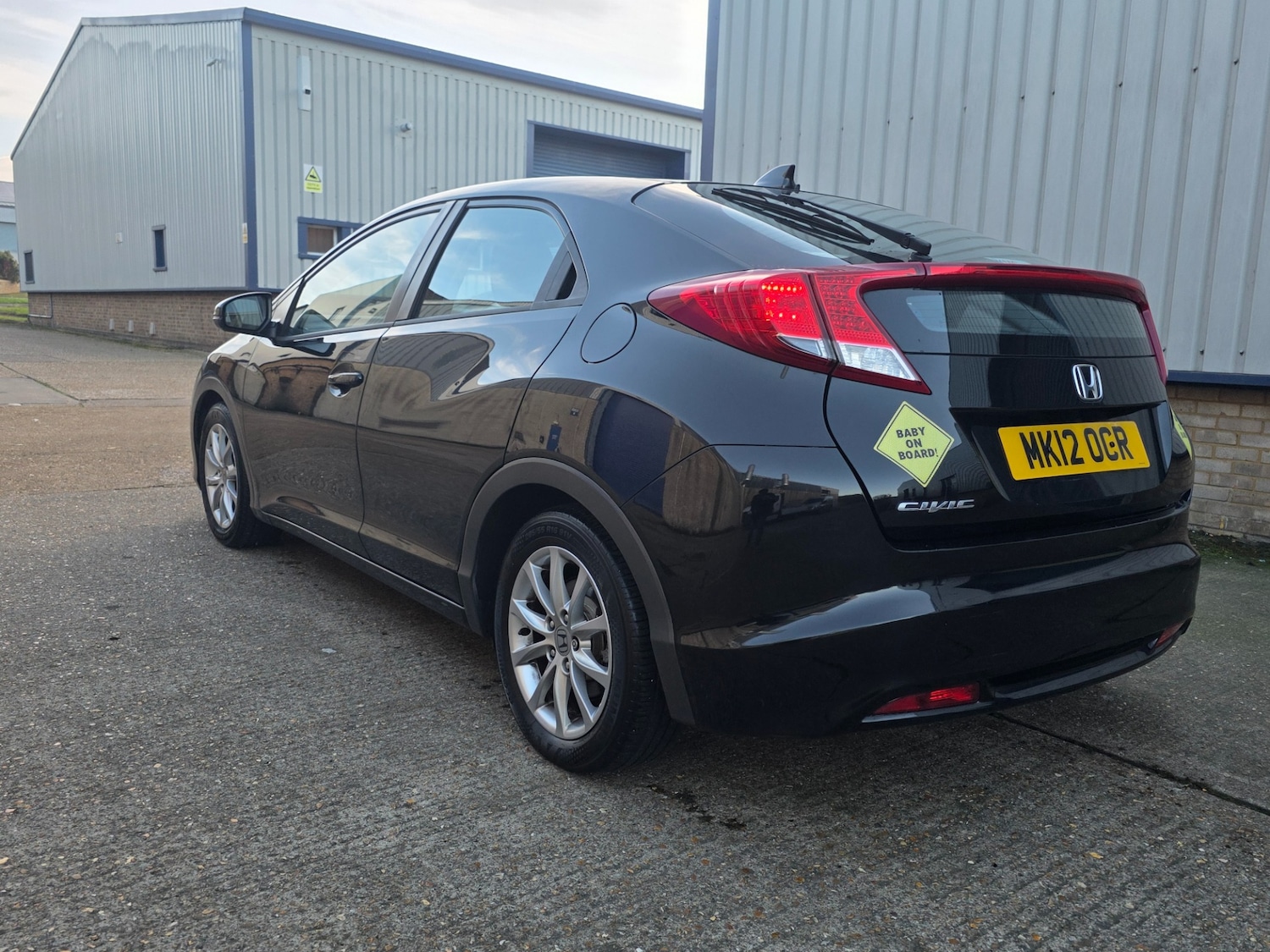 Used Honda Civic 2012 for sale - 77049381: Photo 4