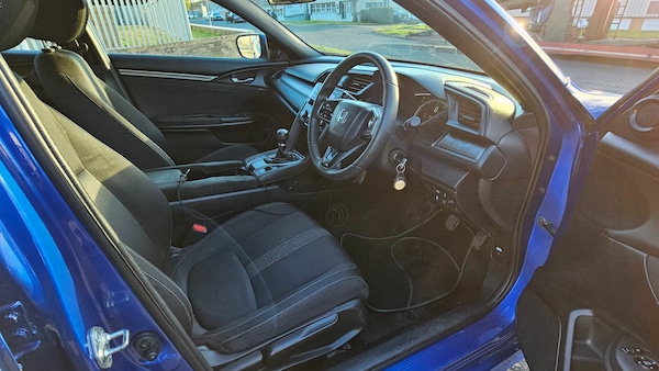 Used Honda Civic 2018 for sale - 69904995: Photo 10