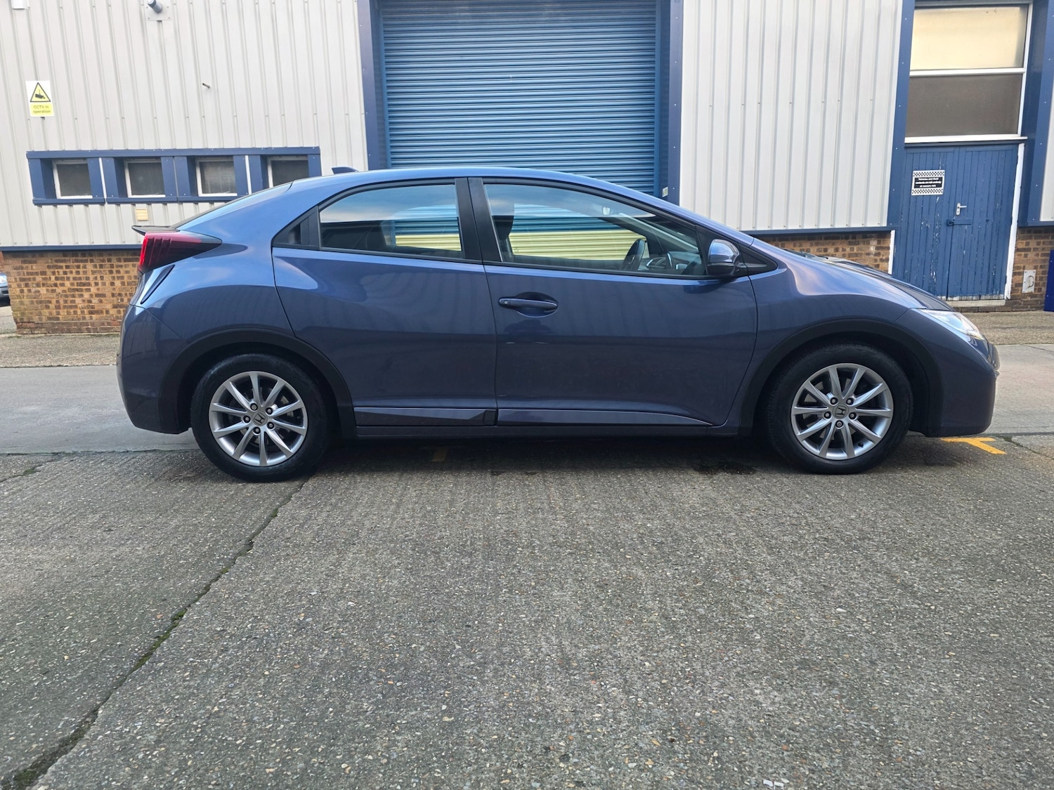 Used Honda Civic 2015 for sale - 77049336: Photo 7