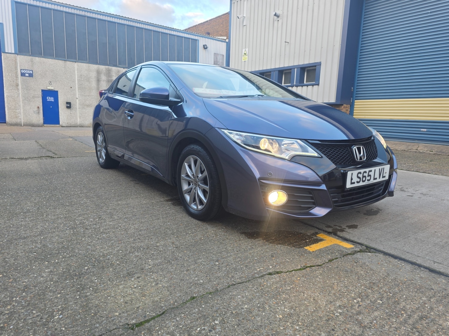 Used Honda Civic 2015 for sale - 77049336: Photo 8