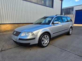 Used Volkswagen Passat 2003 for sale - 76031255: Photo