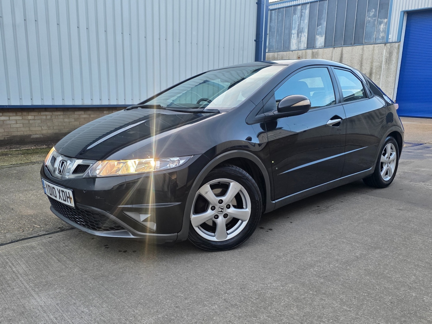 Used Honda Civic 2010 for sale - 77522309: Photo 1