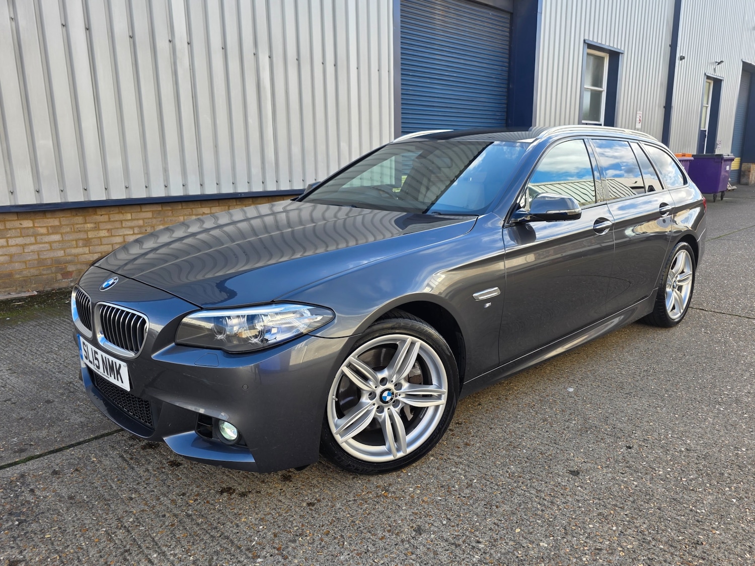 Used BMW 5 Series 2015 for sale - 76427834: Photo 2