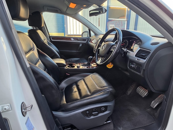 Used Volkswagen Touareg 2011 for sale - 75124852: Photo 12
