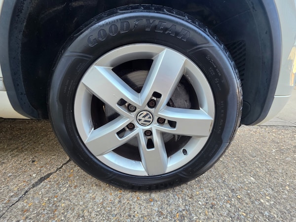Used Volkswagen Touareg 2011 for sale - 75124852: Photo 19