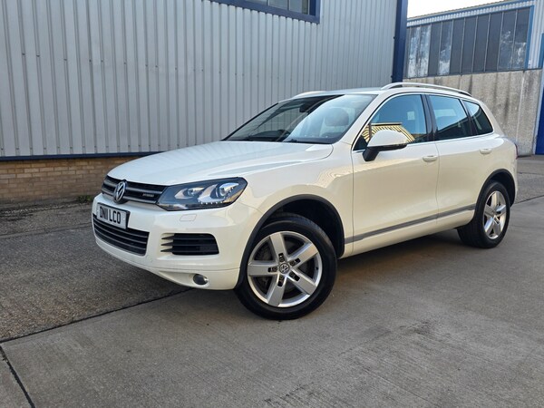 Used Volkswagen Touareg 2011 for sale - 75124852: Photo 2