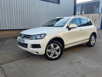 Used Volkswagen Touareg 2011 for sale - 75124852: Photo