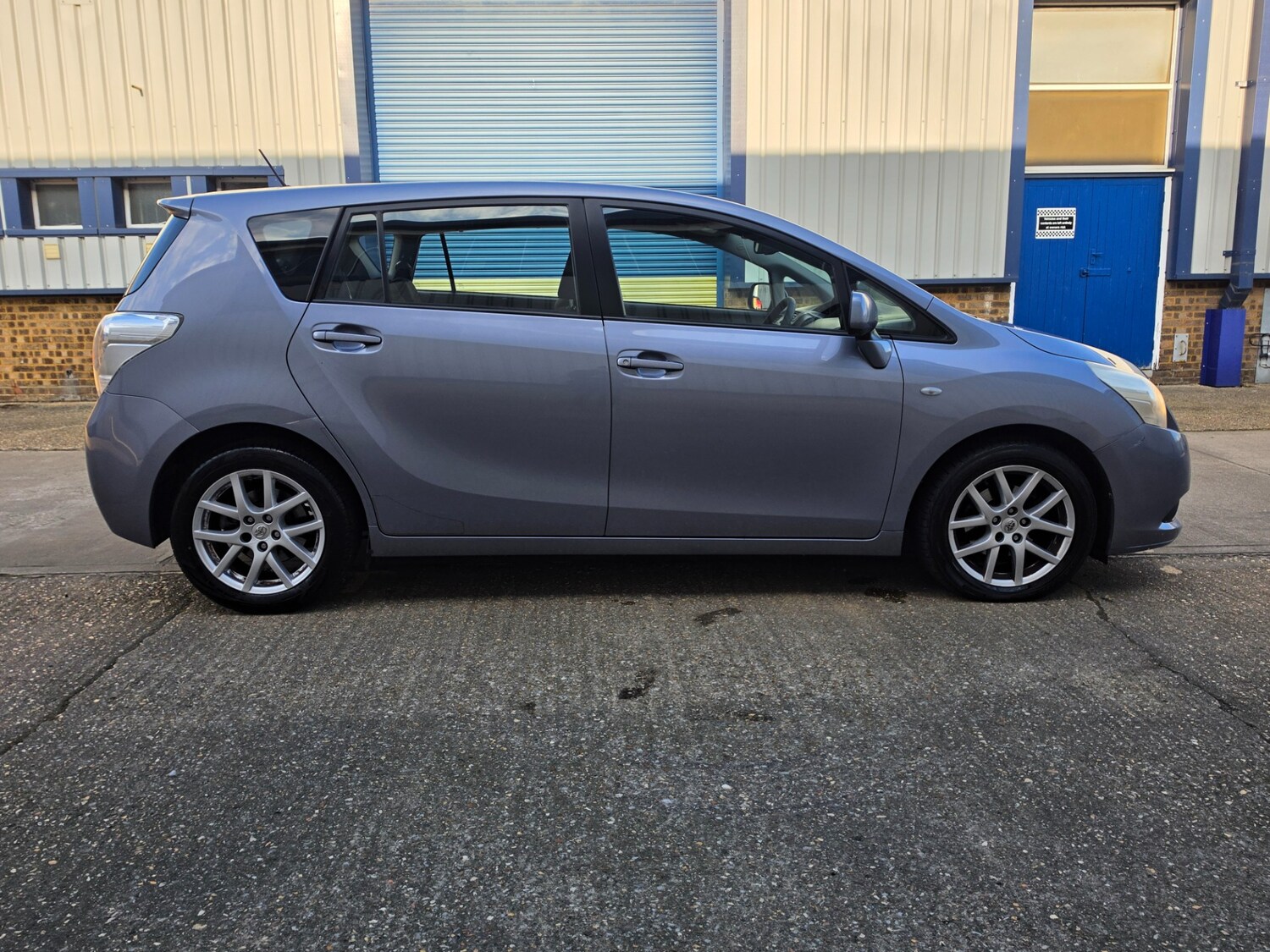 Used Toyota Verso 2009 for sale - 78070279: Photo 8