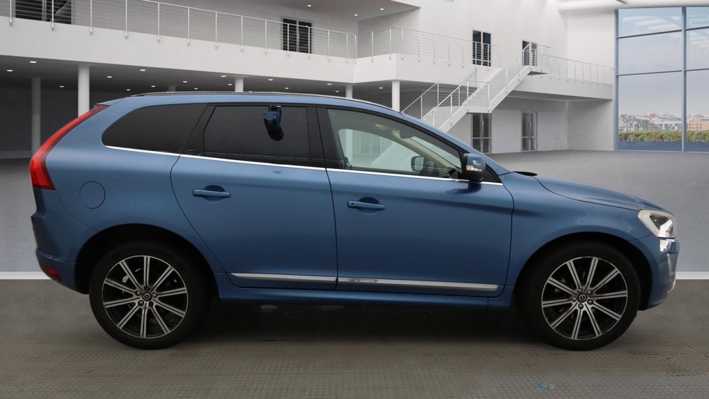 Used Volvo XC60 2016 for sale - 77548687: Photo 5