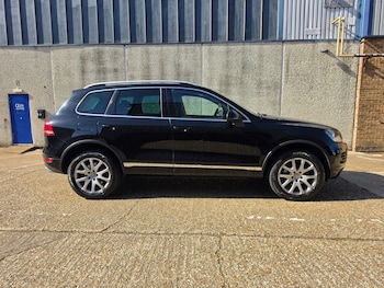 Used Volkswagen Touareg 2011 for sale - 78344514: Photo
